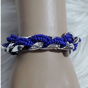 NWOT Women's Jewelry Silver Tone Round Shape Blue Beaded Bracelet